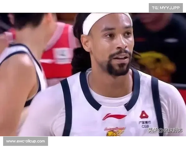 深圳新世纪90-71轻取江苏肯帝亚，萨林杰22分14篮板